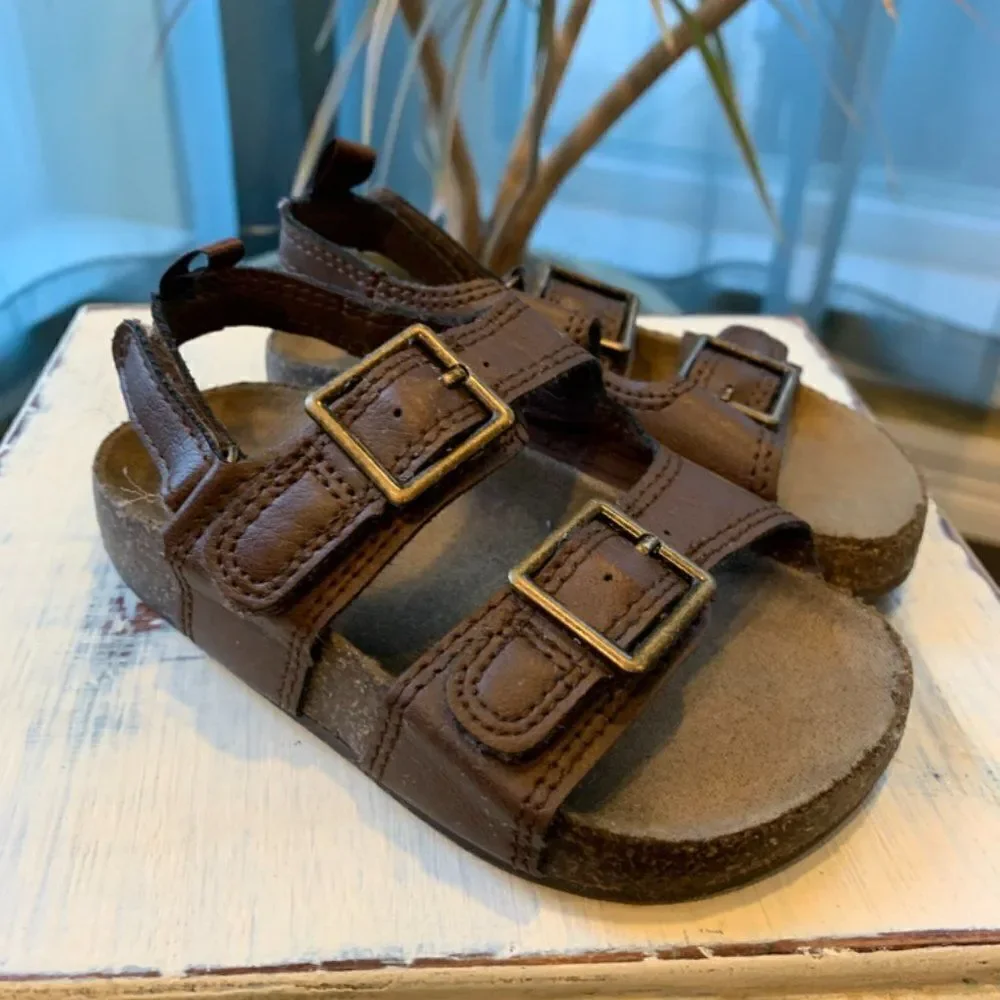 OshKosh Birkenstock Style Sandal. Size 7